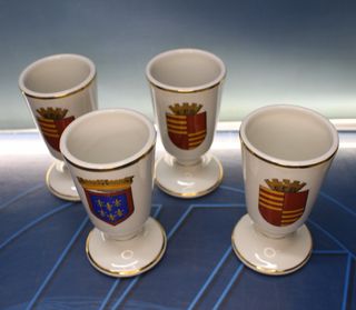 4 tazze di porcellana francese. Limoges. Dubourg. Pillivuyt et Cie.