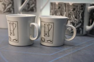 Pontesa. Café Monky. Caffettiere, tazze e piatti. 24 pezzi.