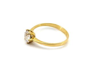 anillo oro 18k con piedra con circonita