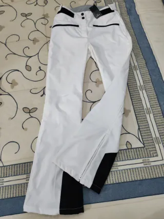 Pantalón de esquí de mujer. Marca Crivit, talla 36