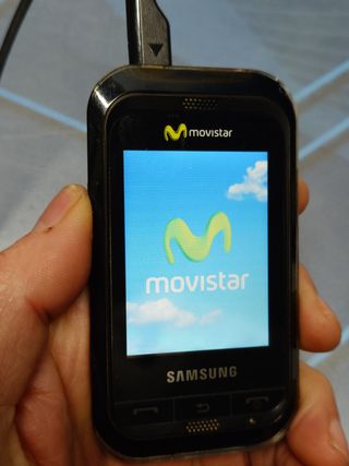 Telefono cellulare Samsung C3300, touchscreen 2,4", Bluetooth, TouchWiz Lite