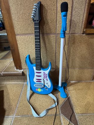 Guitarra y micrófono infantil azul