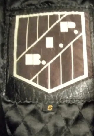 Abrigo de piel 100% negro