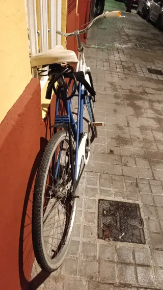 Bicicleta Fixie Azul y Blanca