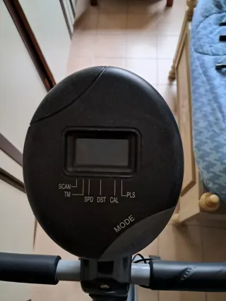 Cyclette con display e regolazione