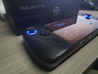 Asus Rog Ally x Nero con Scatola