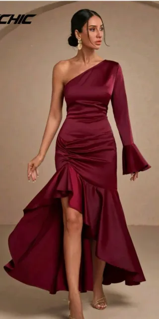 Vestido de fiesta burdeos