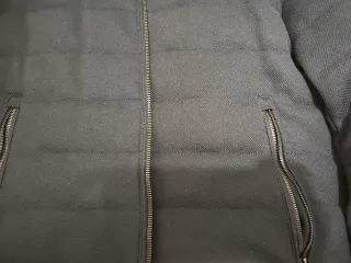 Abrigo azul acolchado