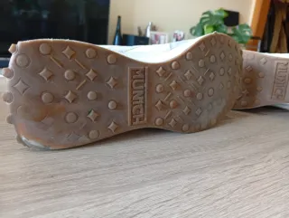 Zapatillas Munich grises y blancas