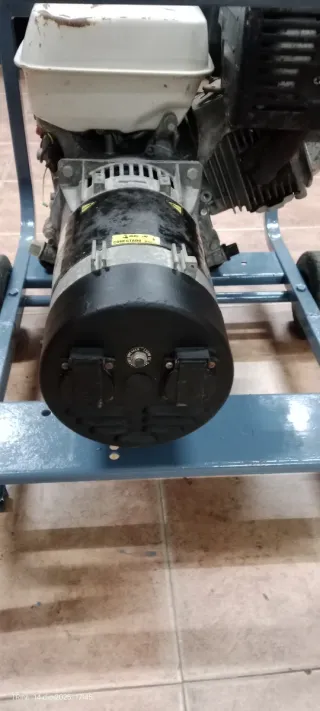 Generador Honda Grupo Electrógeno gx270.