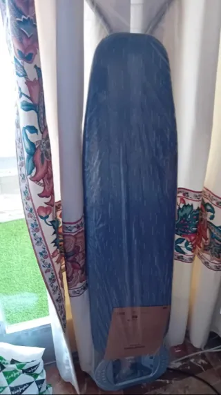 Tabla de planchar nueva