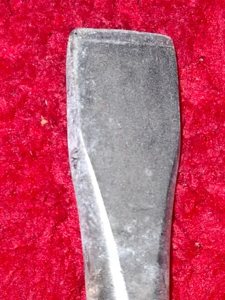 Scalpello piatto per martello demolitore
