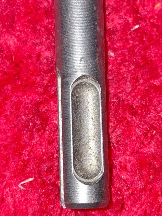 Scalpello piatto per martello demolitore