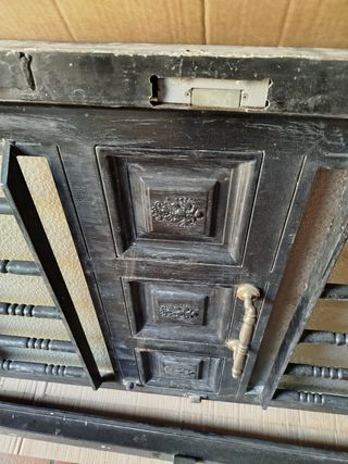 Puerta acero acristalada y cerco