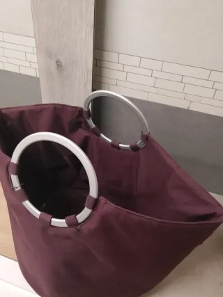 Bolsa de ropa o playa con asas plateadas