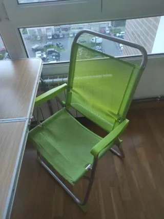 Tavolo da campeggio Quechua (Decathlon) e 3 sedie in alluminio