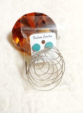 TIENDA CERRADA Y LIQUIDACIÓN DE ARTÍCULOS