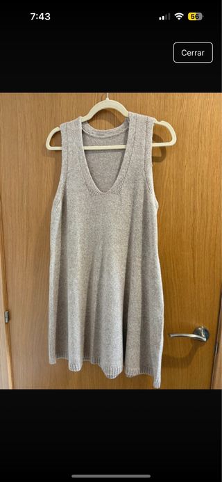 Vestido de punto beige talla M, pero es ancho