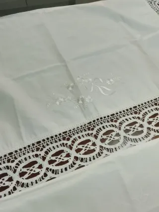 Coppia Federe Ricamate Cotone Bianco