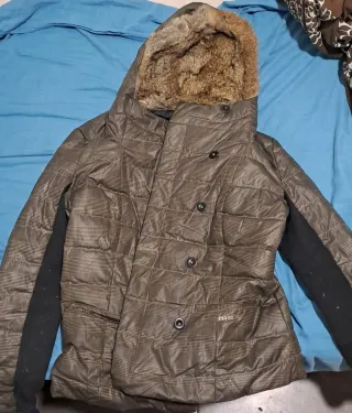 Anorak mujer con capucha forrada