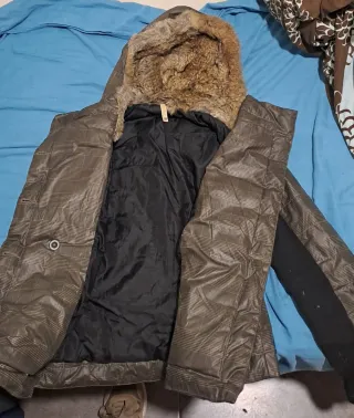 Anorak mujer con capucha forrada