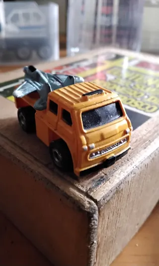 Lote de 5 vehículos y 1 avión Micromachines