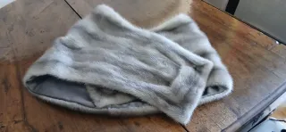 Stola di pelliccia beige/grigia