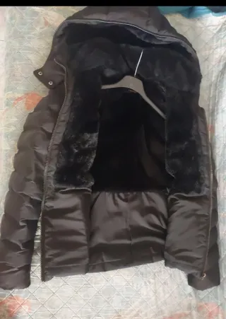 Giubbotto Zara donna nero con pellicciotto interno