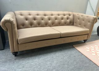 Sofá Chester Marrón claro ¡PÁGALO EN CASA!