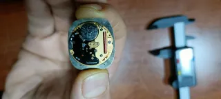 Esfera Omega Quartz con mecanismo.