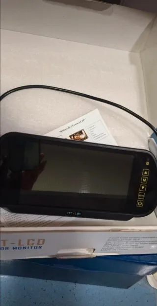 A estrenar camara trasera con Monitor LCD