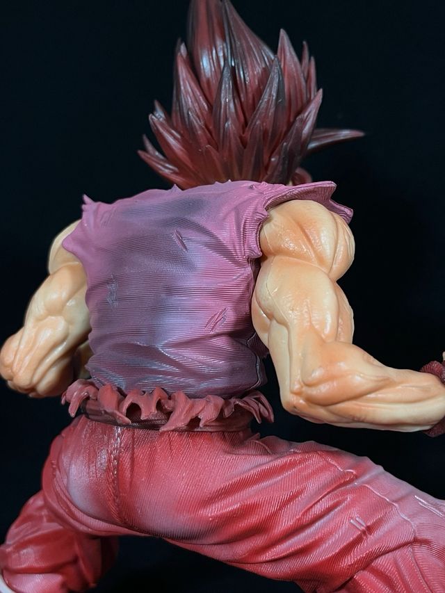 Figura Goku Kaioken 24cm Dragon Ball