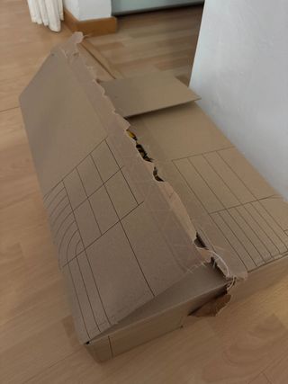 Scatola di abbigliamento vintage