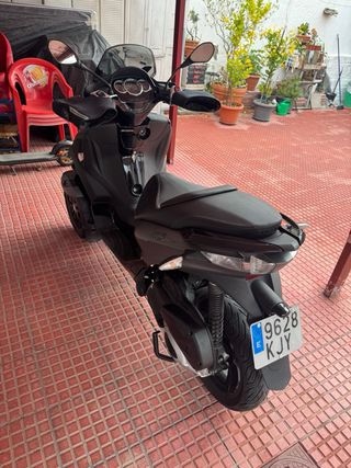 Piaggio MP3 300 LT Yourban