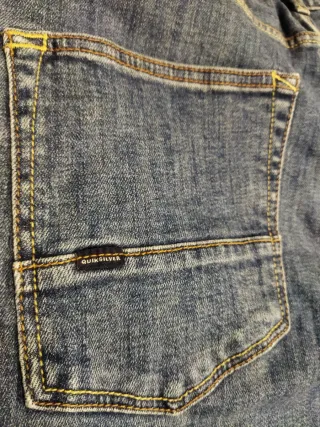 Pantalón vaquero Quiksilver azul