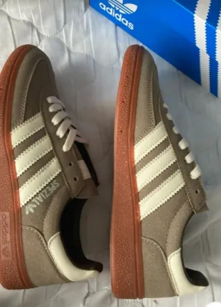Adidas Spezial Beige/Marrón