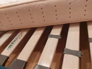 SOMIER+PATAS (REGALO COLCHÓN) 135x200 cm.