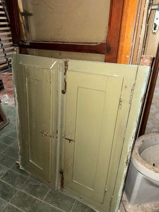Puertas y ventanas madera antiguas (11 Piezas)