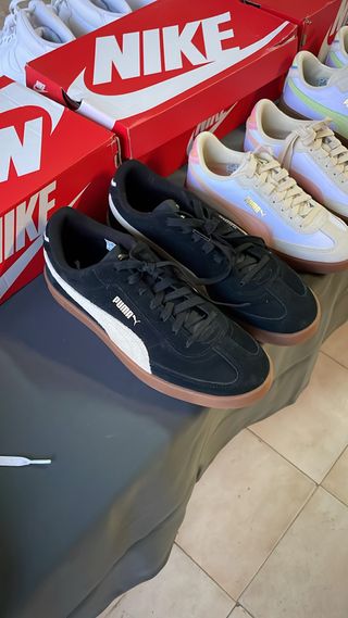 Zapatillas Puma Negras y Blancas