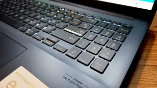 Portátil Asus Vivobook M3500Q Procesador Ryzen 5