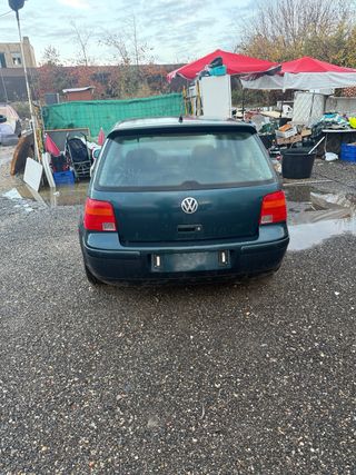 Volkswagen Golf 2002
