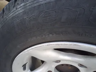 Llantas con neumáticos