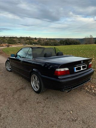 BMW Serie 3 1995 etiqueta B