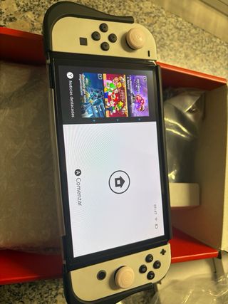 Nintendo Switch OLED Blanca + FIFA 22