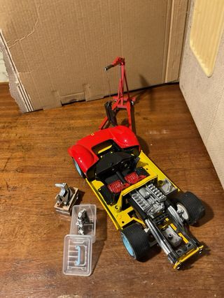 Diorama Ferrari 1/18 + oggetti officina