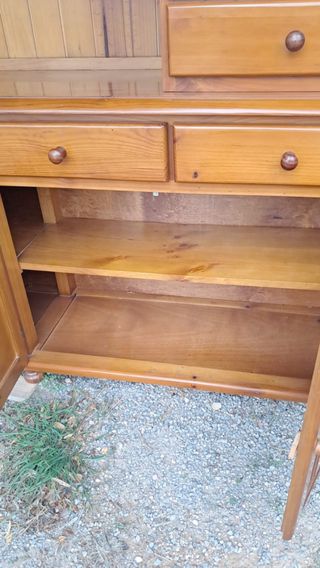 Armario de pino estilo provenzal