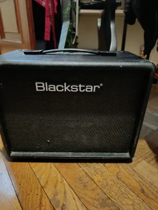 Guitarra ibanez + Amplificador