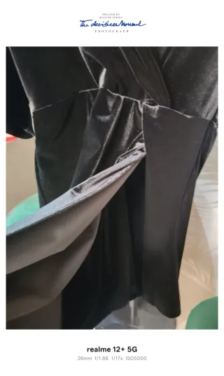 Abito in vellutino nero Motel a portafoglio