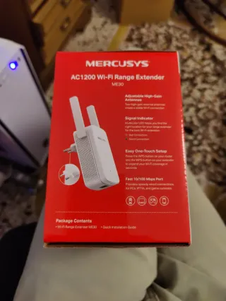 MERCUSYS ME30 AC1200 Wi-Fi Range Extender