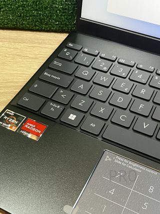 Ordenador Portátil ASUS ZenBook 14